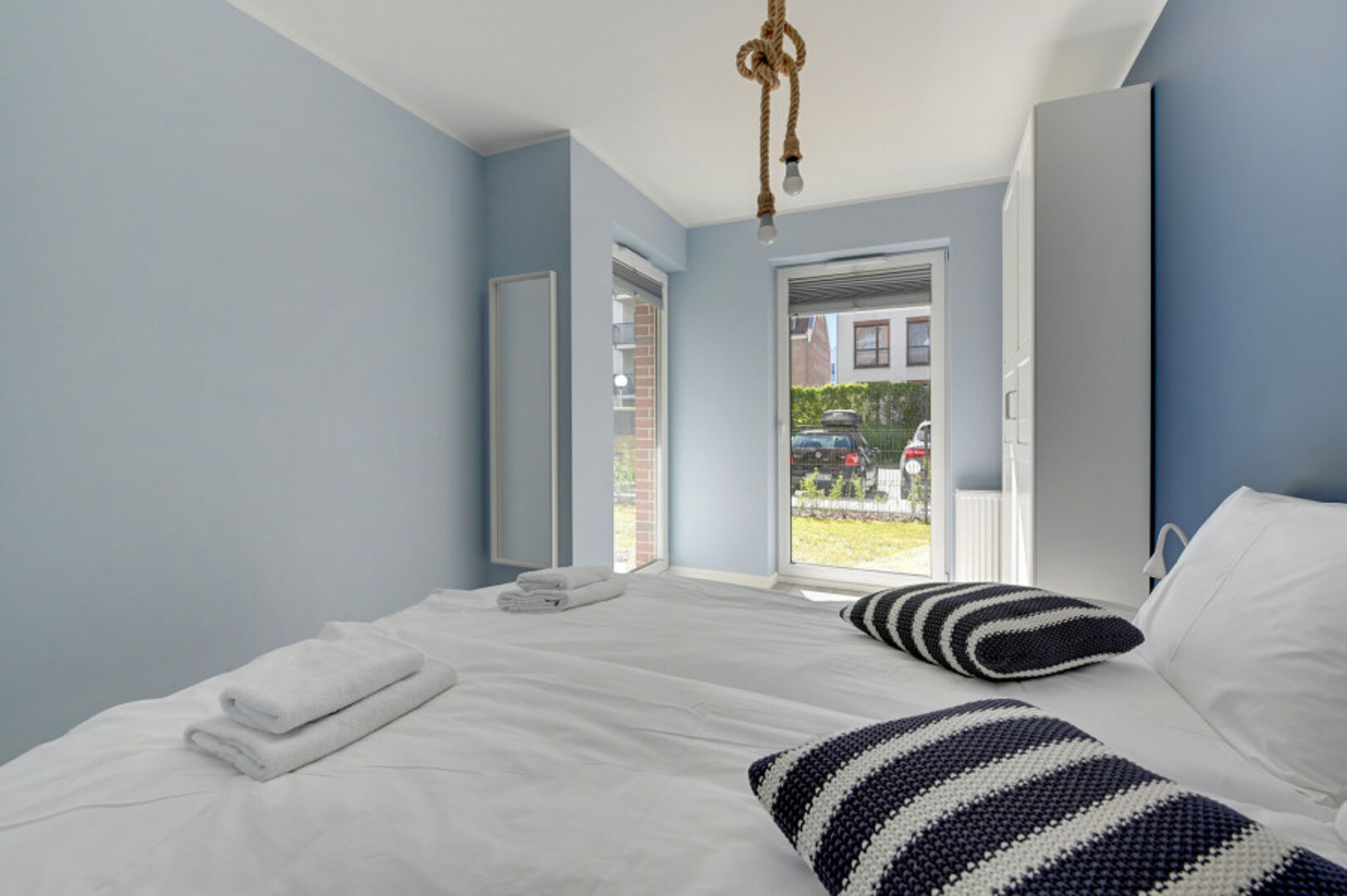 COSMO RADOMSKI, KNIECZYŃSKI, MEGGER SPÓŁKA JAWNA - 5